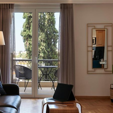 Chic One Bd Apartment With Hilton View Ateny Zewnętrze zdjęcie