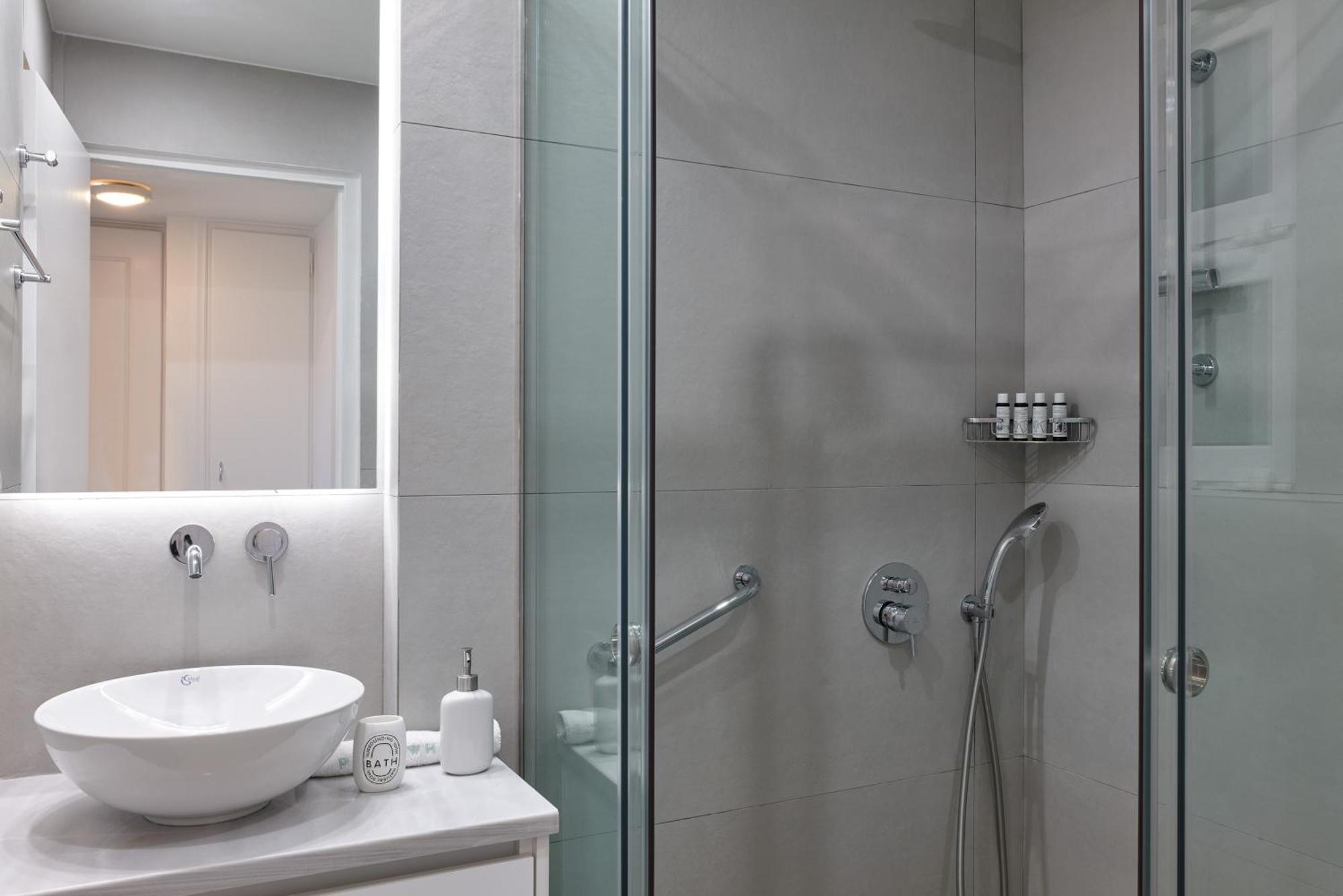 Chic One Bd Apartment With Hilton View Ateny Zewnętrze zdjęcie