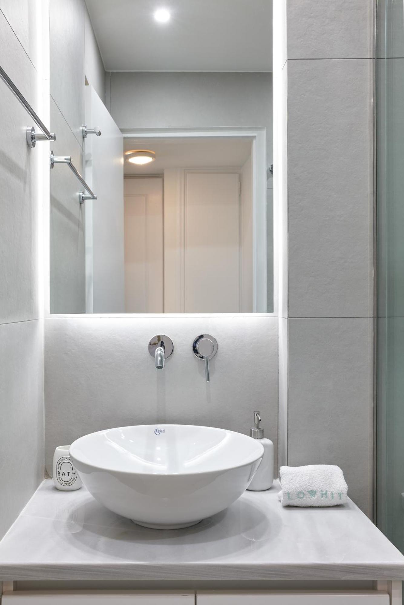 Chic One Bd Apartment With Hilton View Ateny Zewnętrze zdjęcie