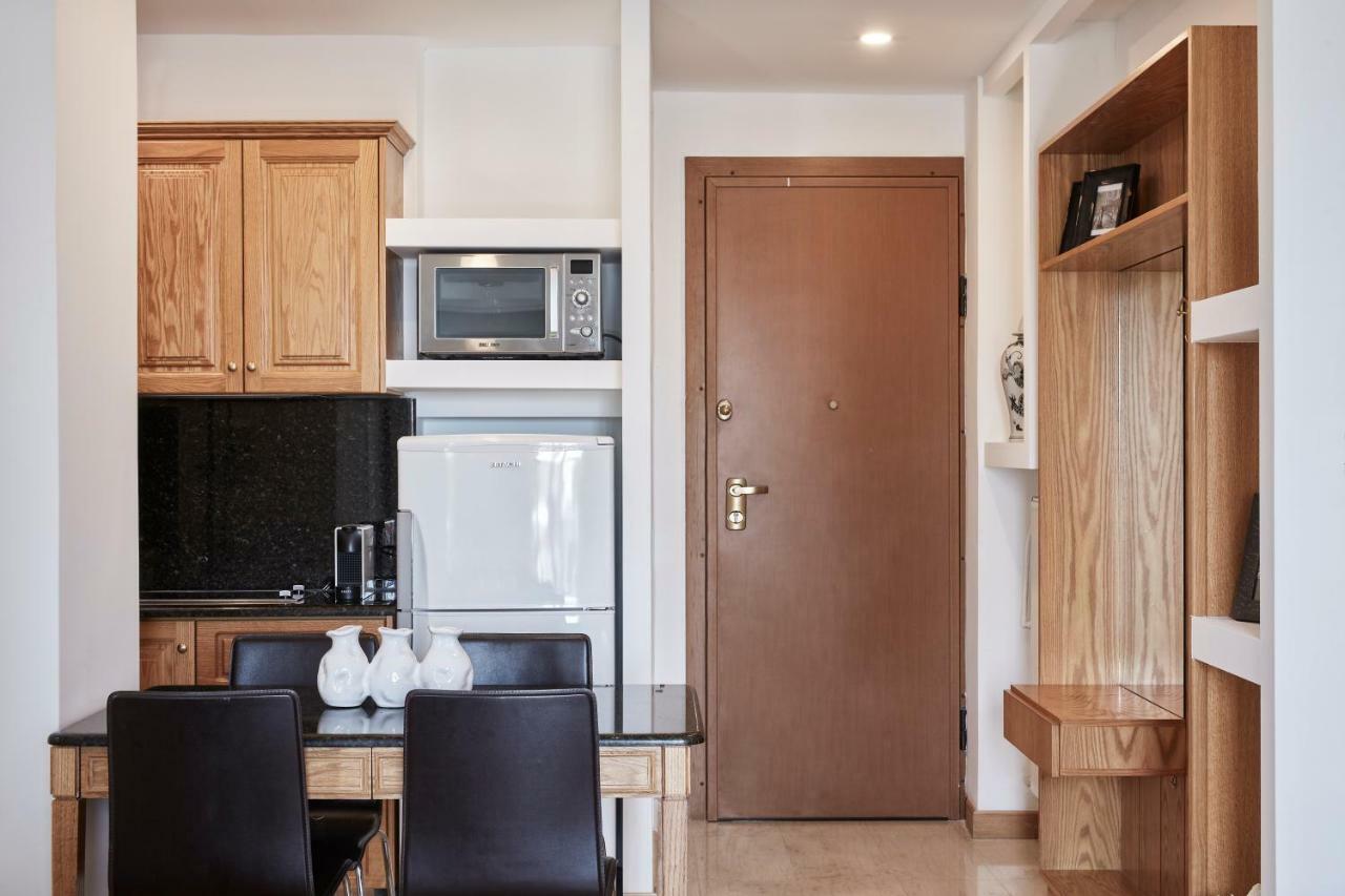 Chic One Bd Apartment With Hilton View Ateny Zewnętrze zdjęcie